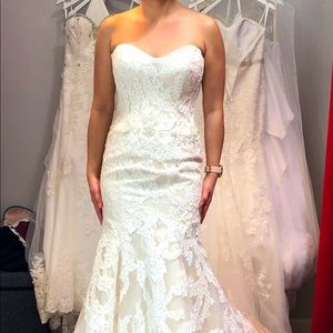 Casablanca Bridal Wedding Gown